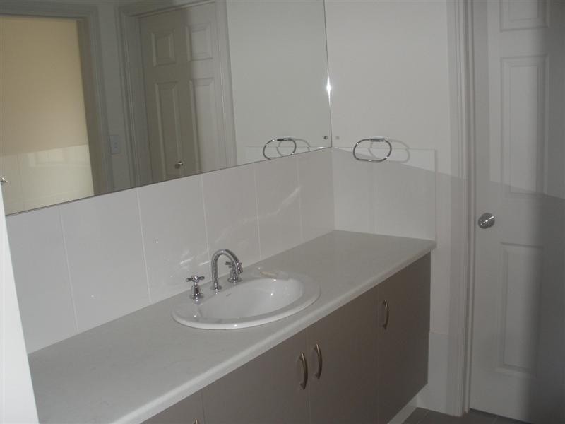 8 Julian Crt, Paralowie SA 5108