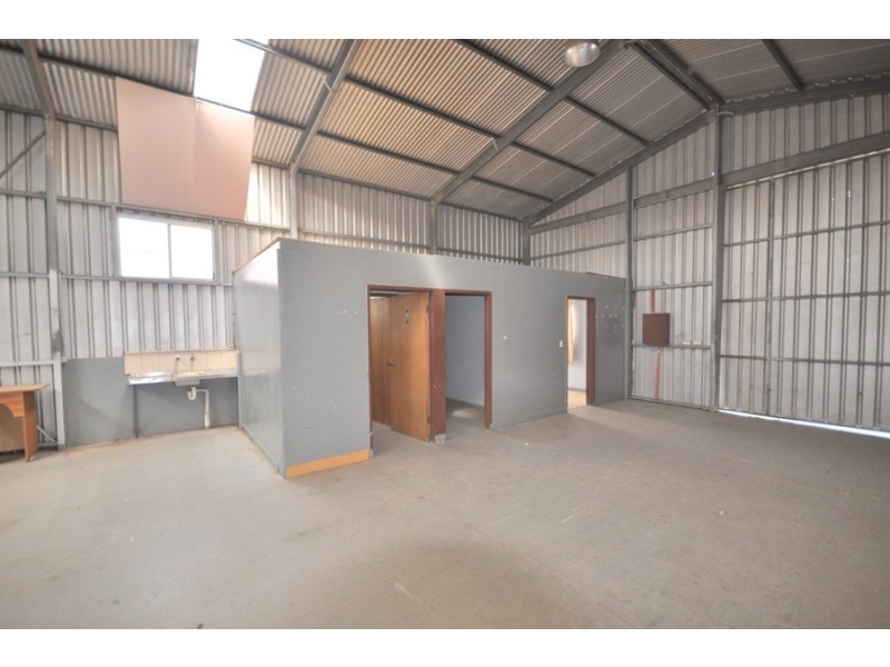 2,28 Willochra Rd, Salisbury Plain SA 5109