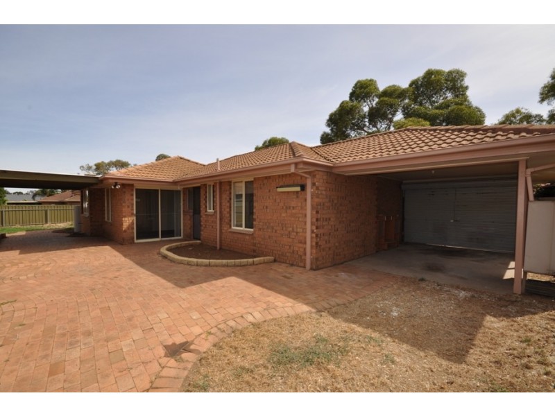2 Osborne Ave and Cnr Parawae Rd, Salisbury Plain SA 5109