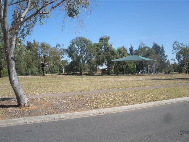 55 General Drive, Paralowie SA 5108