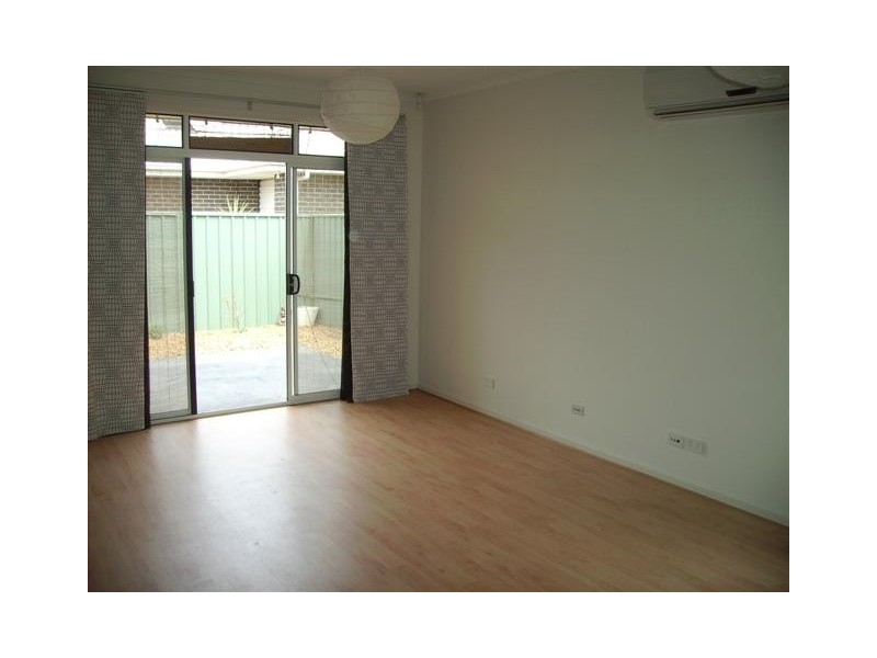 6 Pier Lane, Mawson Lakes SA 5095