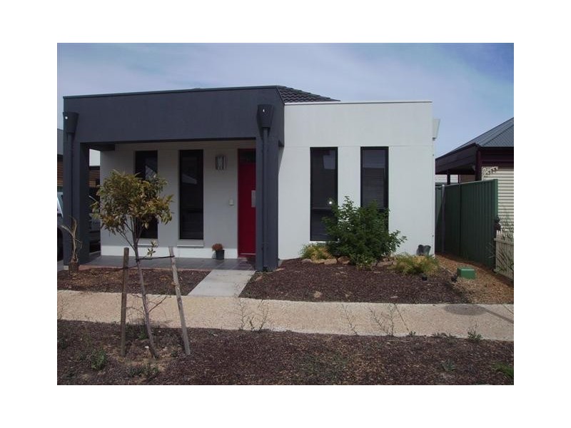 6 Pier Lane, Mawson Lakes SA 5095