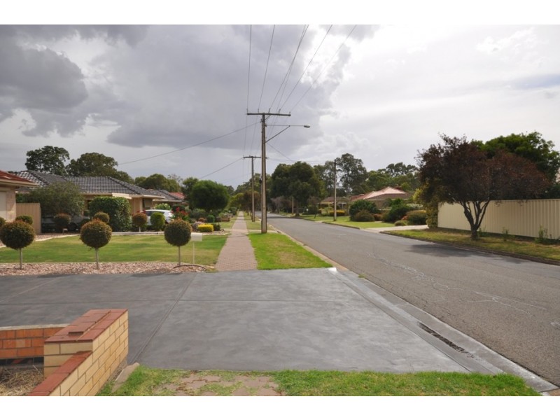 8 Halbury Road, Salisbury SA 5108