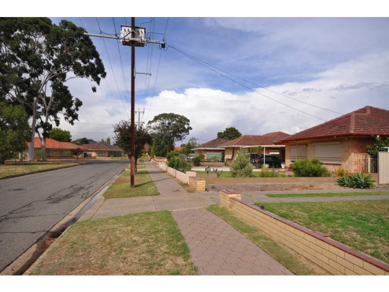 8 Halbury Road, Salisbury SA 5108