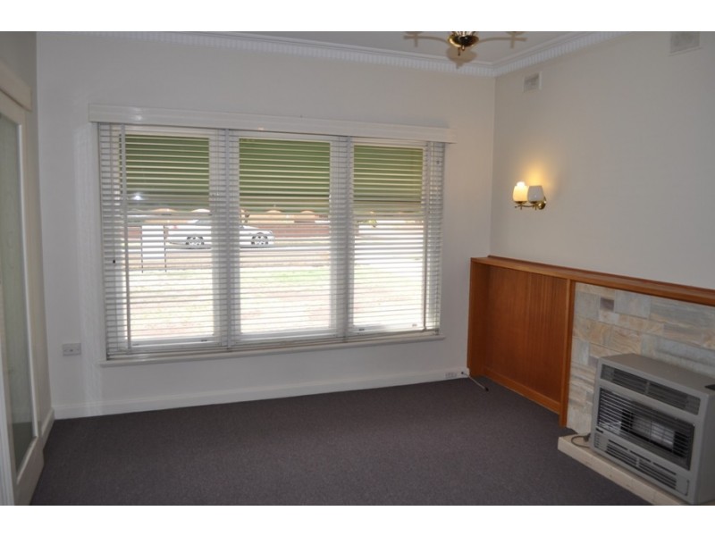 8 Halbury Road, Salisbury SA 5108