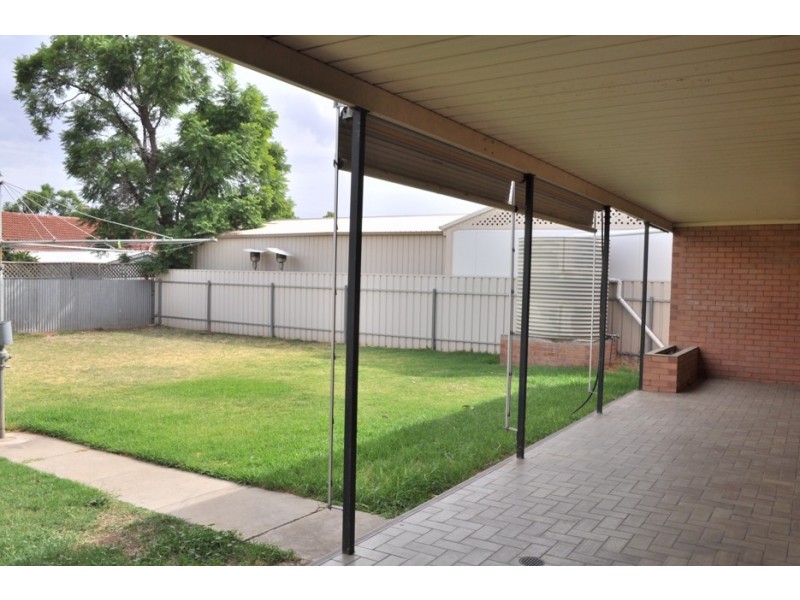 8 Halbury Road, Salisbury SA 5108