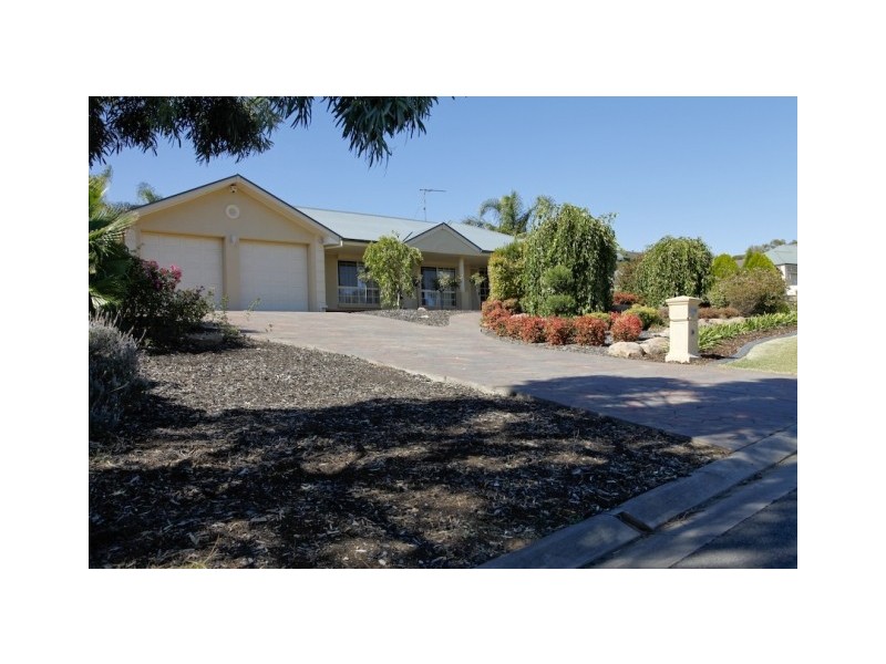 12 Gully Drive, Gulfview Heights SA 5096