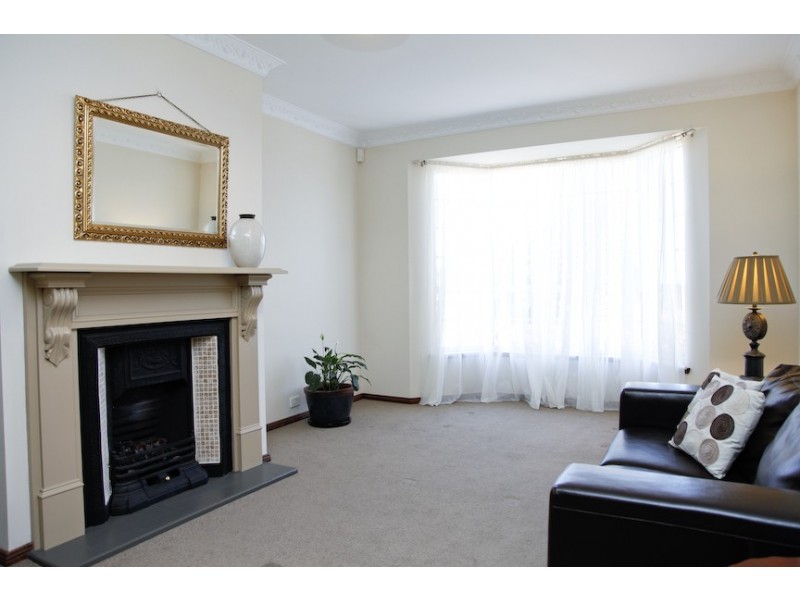 12 Gully Drive, Gulfview Heights SA 5096