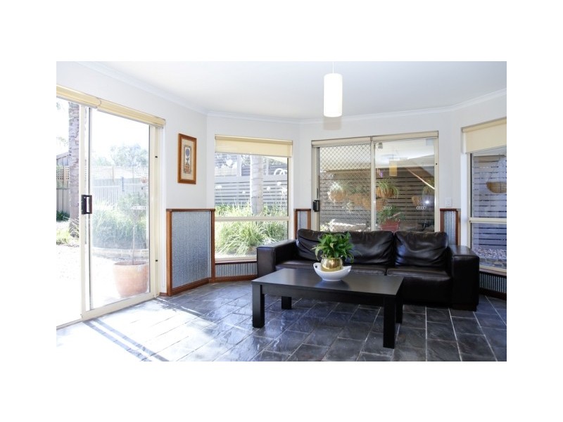 12 Gully Drive, Gulfview Heights SA 5096