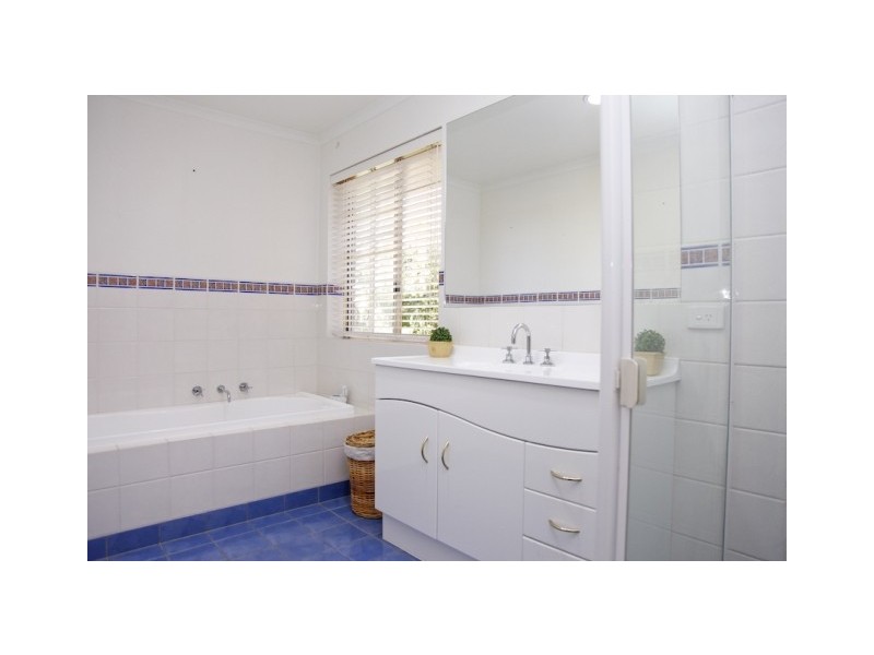 12 Gully Drive, Gulfview Heights SA 5096