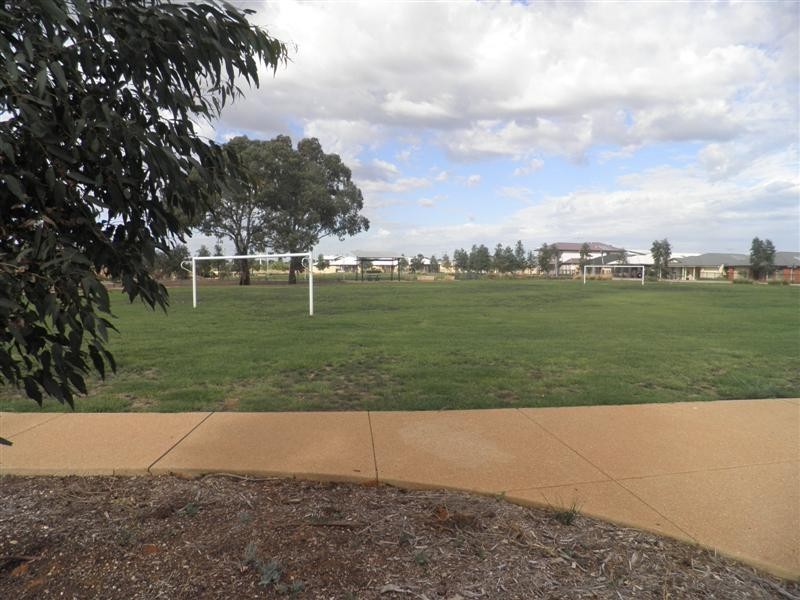 18 Tucker Street, Munno Para West SA 5115