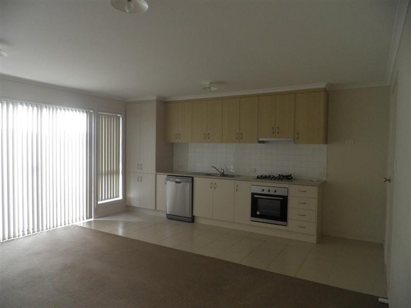 48 St Lawrence Ave, Andrews Farm SA 5114