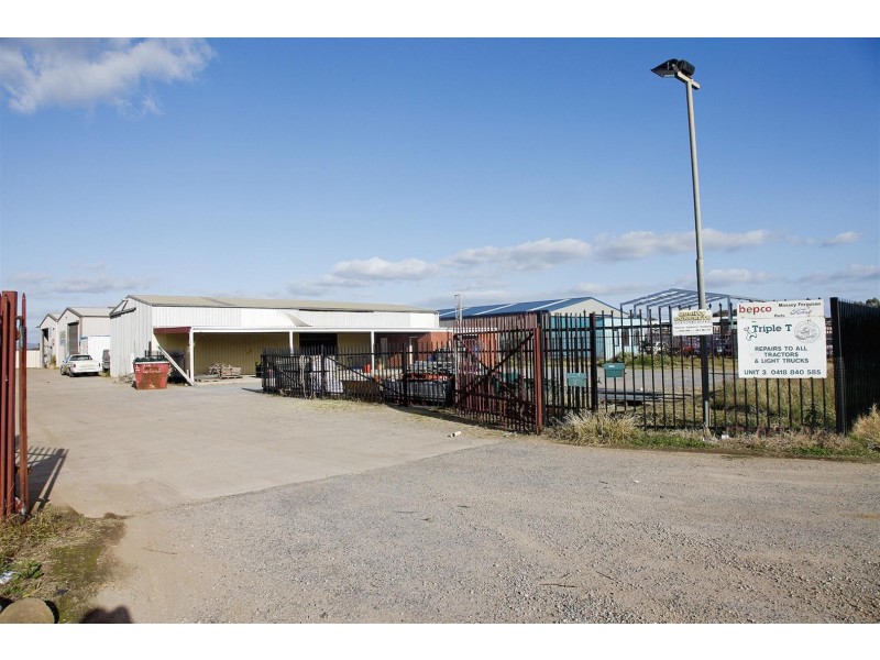 25-27 Heaslip Road, Burton SA 5110