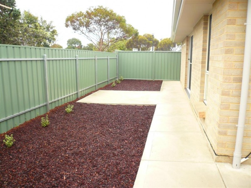 2 Tina court, Elizabeth Park SA 5113