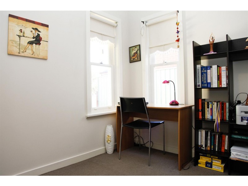 9 EVERGLADE STREET, Mawson Lakes SA 5095