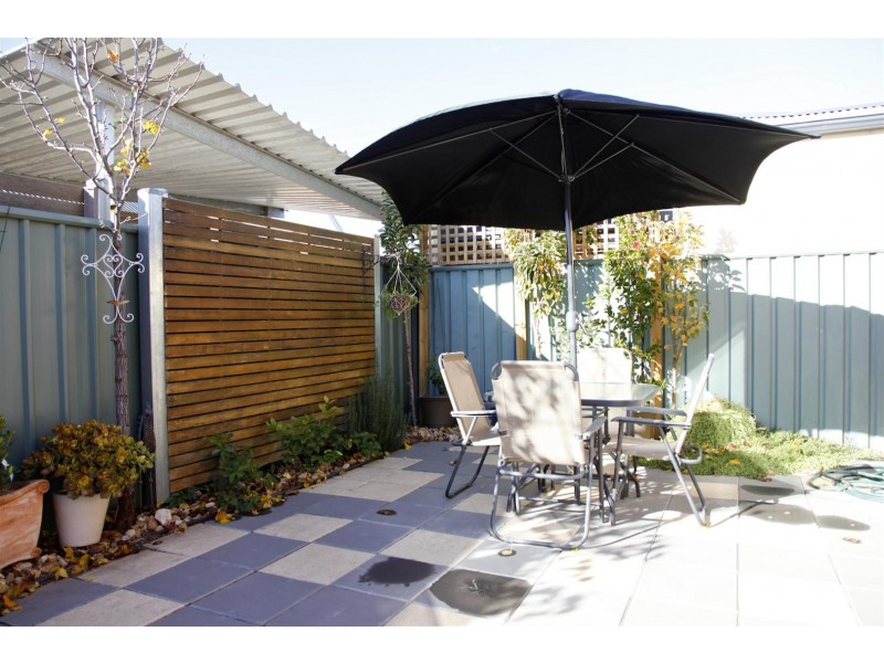 9 EVERGLADE STREET, Mawson Lakes SA 5095