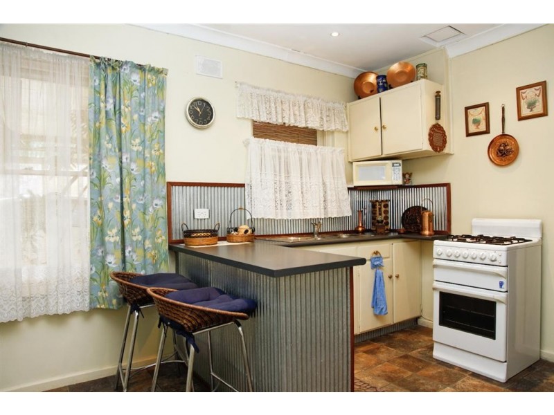 4 CAMBRIDGE STREET, Brahma Lodge SA 5109