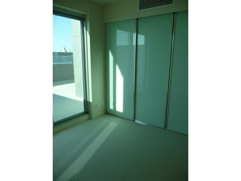 Apt 206 Spinnikar 1-2 Tarni crt New Port Quays, Port Adelaide SA 5015