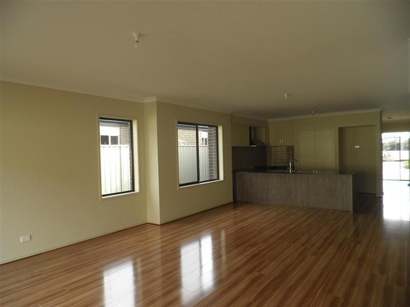 6 Bradford Street, Salisbury Heights SA 5109