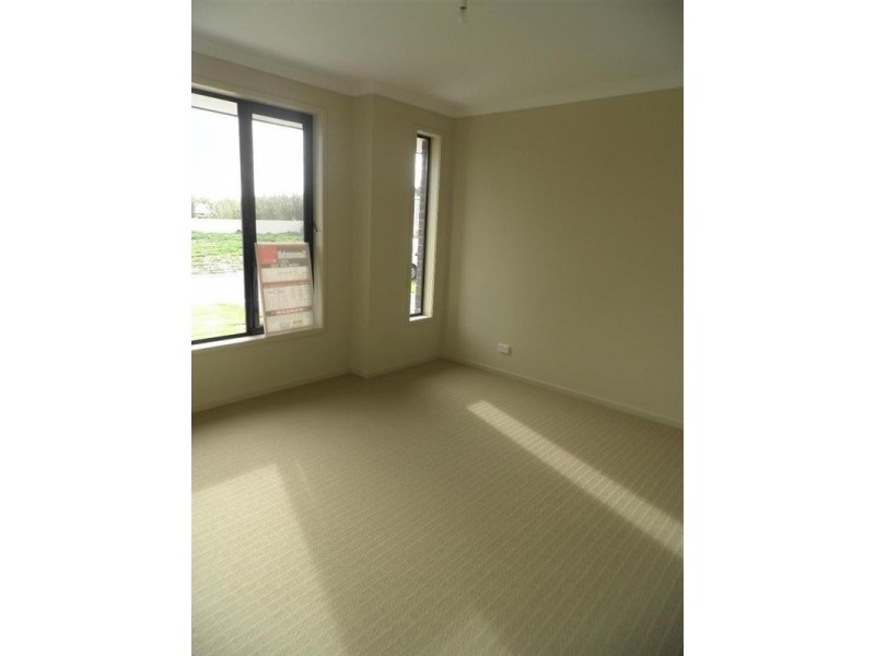 6 Bradford Street, Salisbury Heights SA 5109