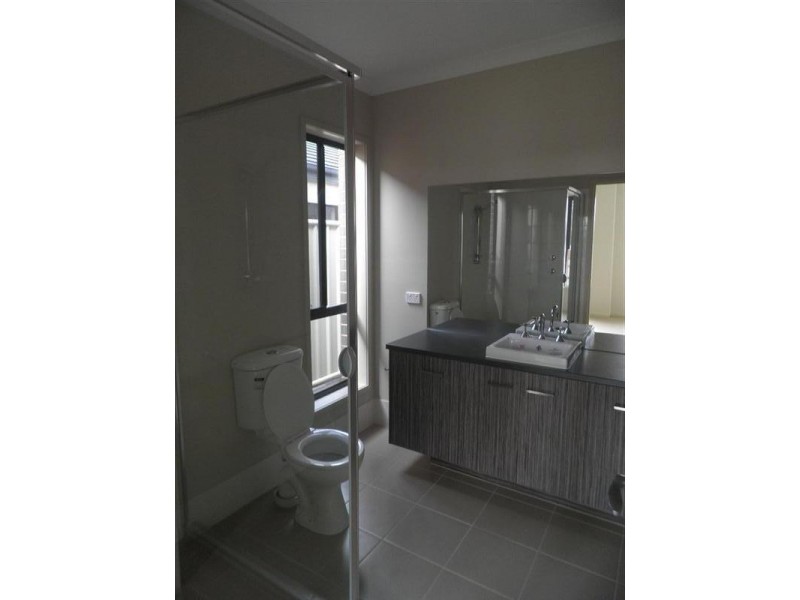 6 Bradford Street, Salisbury Heights SA 5109