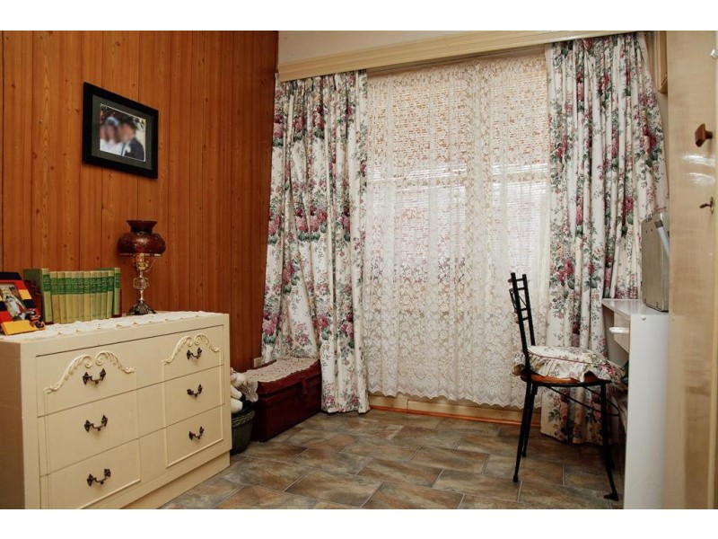 4 CAMBRIDGE STREET, Brahma Lodge SA 5109