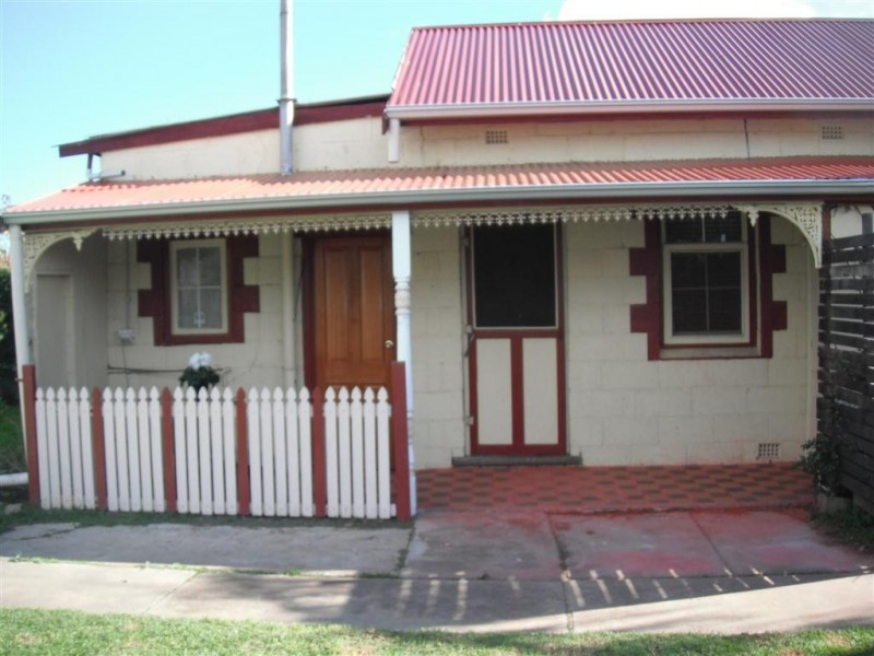 16 Queen Street, Pennington SA 5013