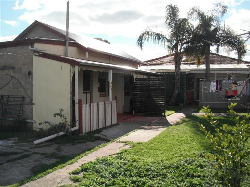 16 Queen Street, Pennington SA 5013