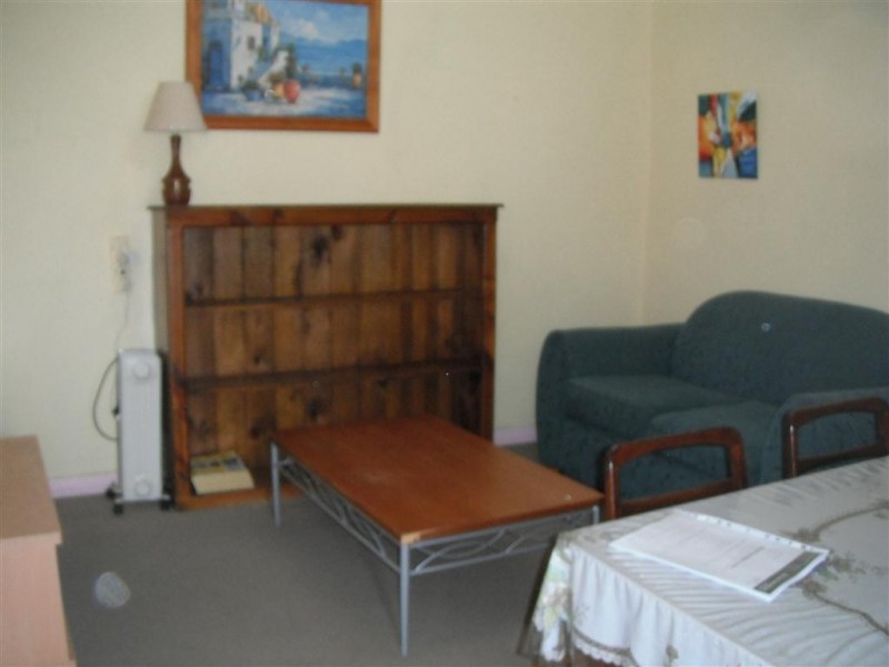 16 Queen Street, Pennington SA 5013