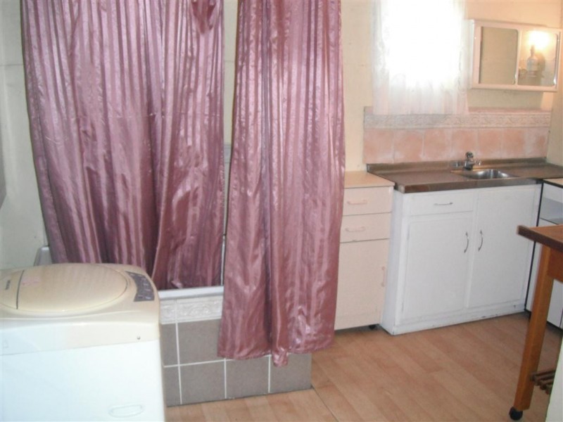 16 Queen Street, Pennington SA 5013