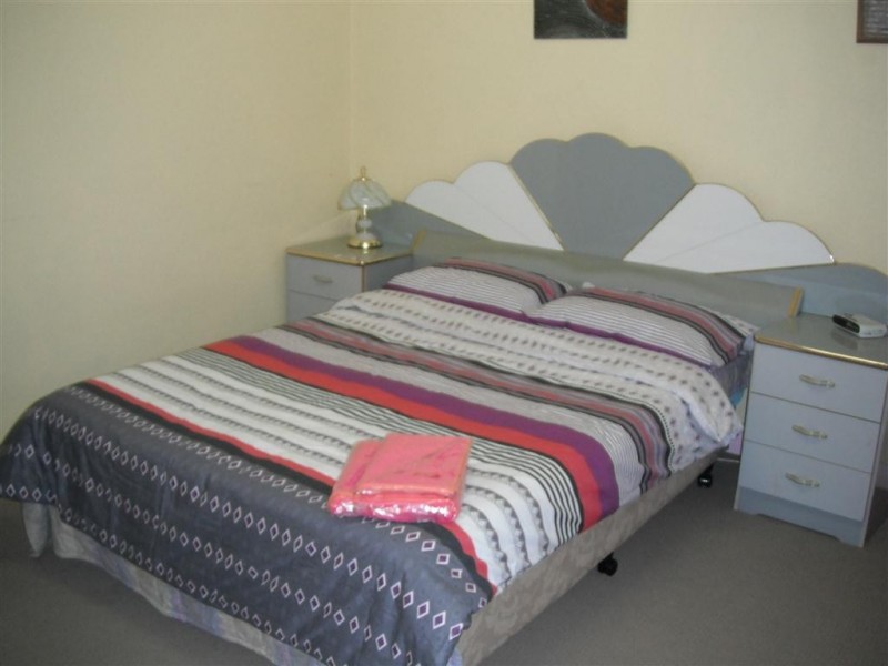 16 Queen Street, Pennington SA 5013