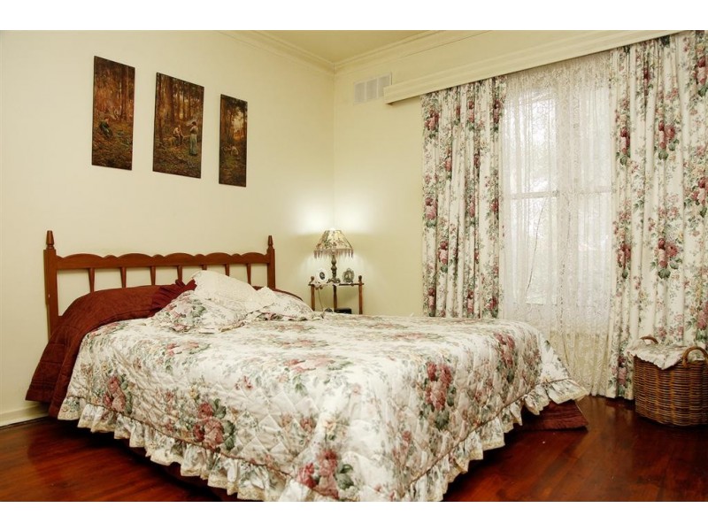 4 CAMBRIDGE STREET, Brahma Lodge SA 5109