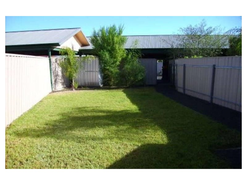 2, 60-64 Sir Ross Smith Blvd, Oakden SA 5086