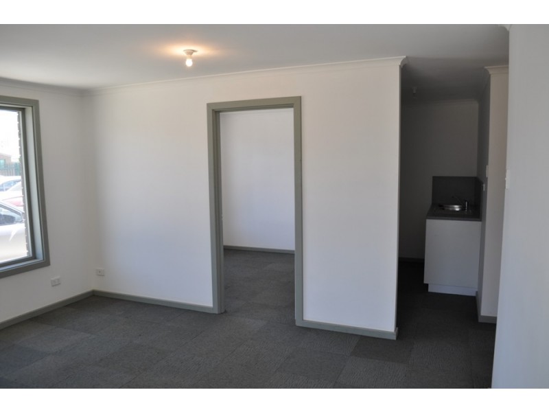 2/12 Mengel Court, Salisbury South SA 5106