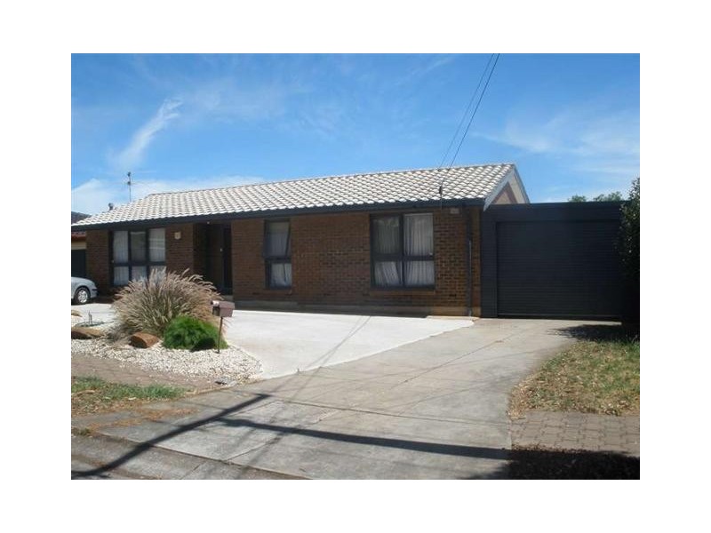 15 Garside Crescent, Salisbury East SA 5109