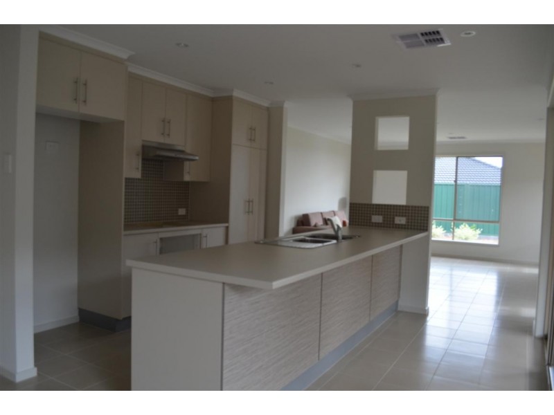 6 Julia Rise, Blakeview SA 5114