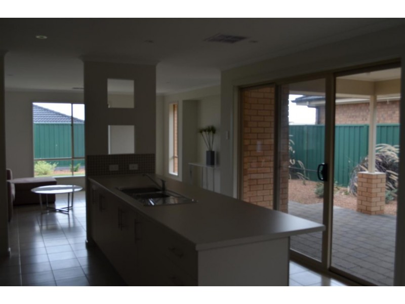 6 Julia Rise, Blakeview SA 5114