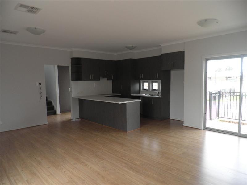 349/2 Newton Blvd, Munno Para West SA 5115