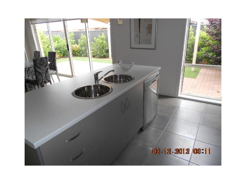 19 Jindabyne Street, Andrews Farm SA 5114