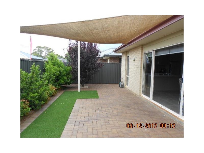 19 Jindabyne Street, Andrews Farm SA 5114