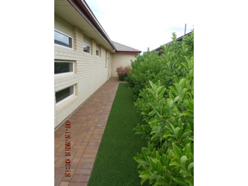 19 Jindabyne Street, Andrews Farm SA 5114