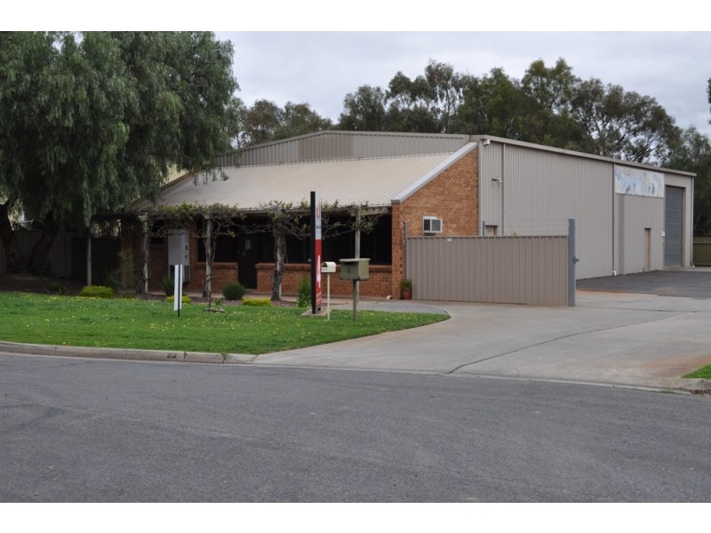 4 Texel Ct, Salisbury South SA 5106