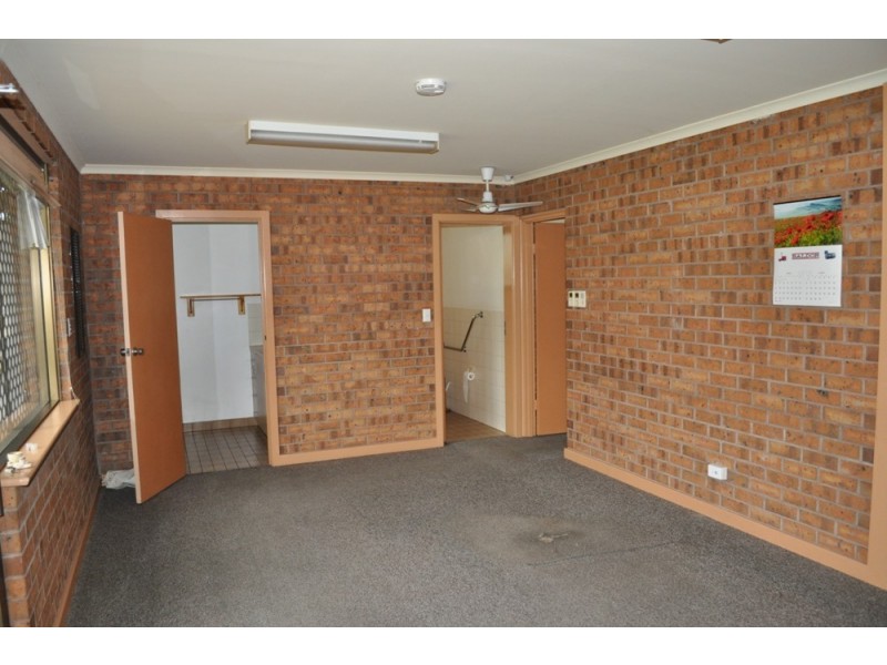 4 Texel Ct, Salisbury South SA 5106