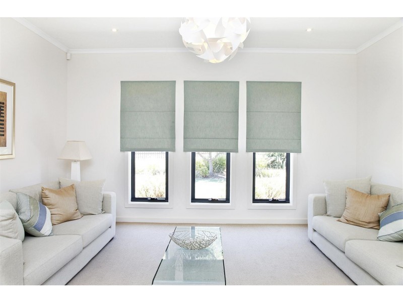 174 Shepherdson Rd, Parafield Gardens SA 5107