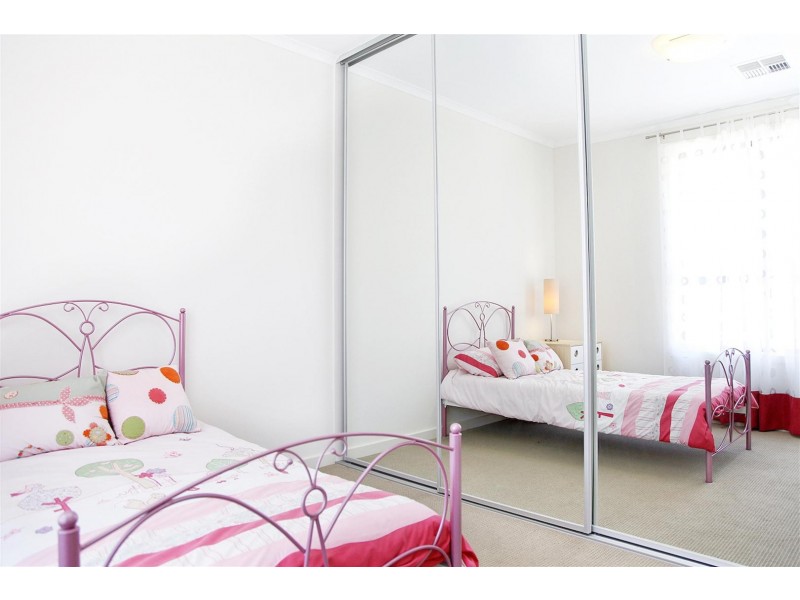 174 Shepherdson Rd, Parafield Gardens SA 5107