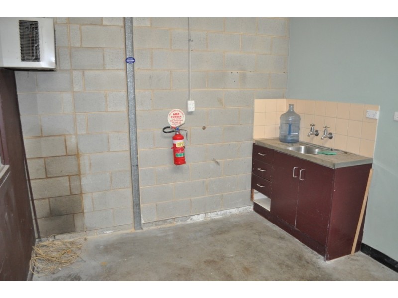 4,80 Hogarth Rd, Elizabeth South SA 5112