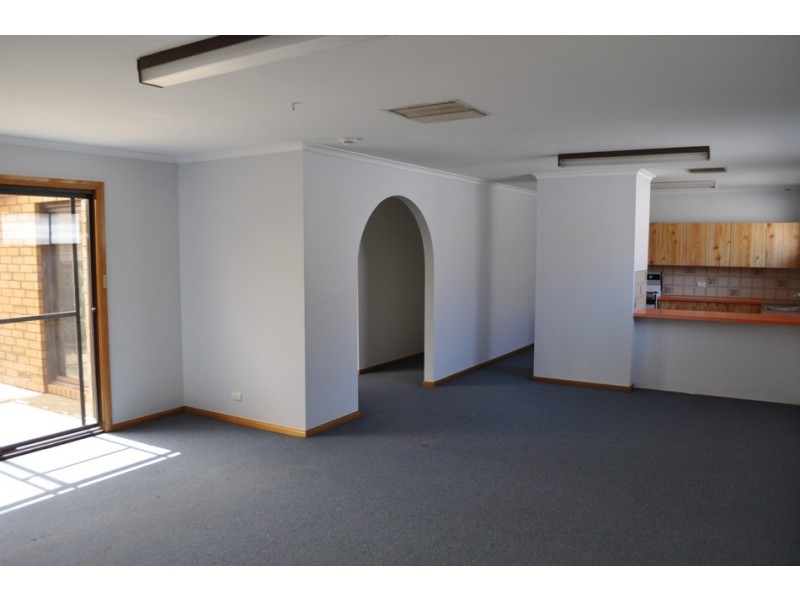 426 Salisbury Highway, Parafield Gardens SA 5107