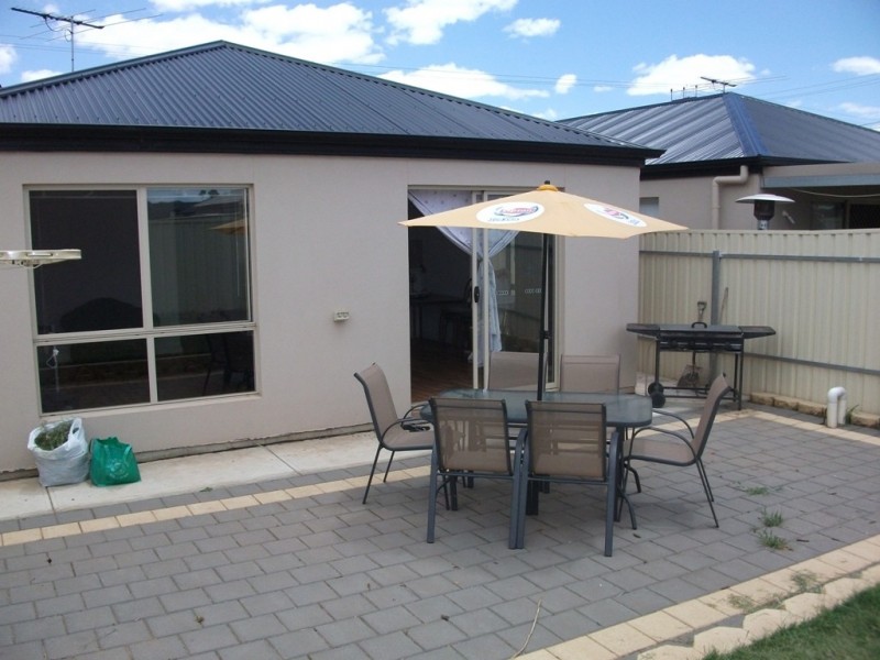 122 Coventry Road, Smithfield Plains SA 5114