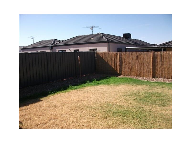 19 Isabel, Munno Para West SA 5115