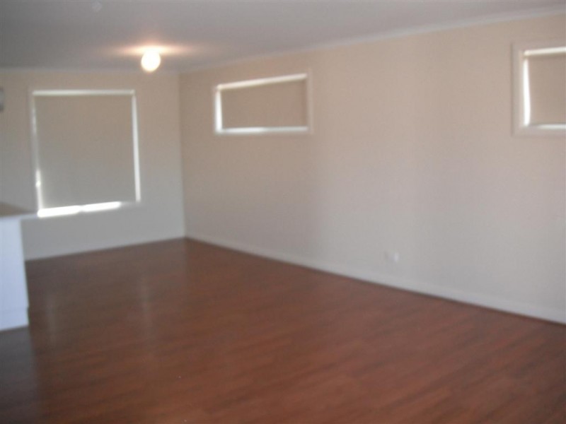 4 LIVERPOOL PLACE, Elizabeth Park SA 5113